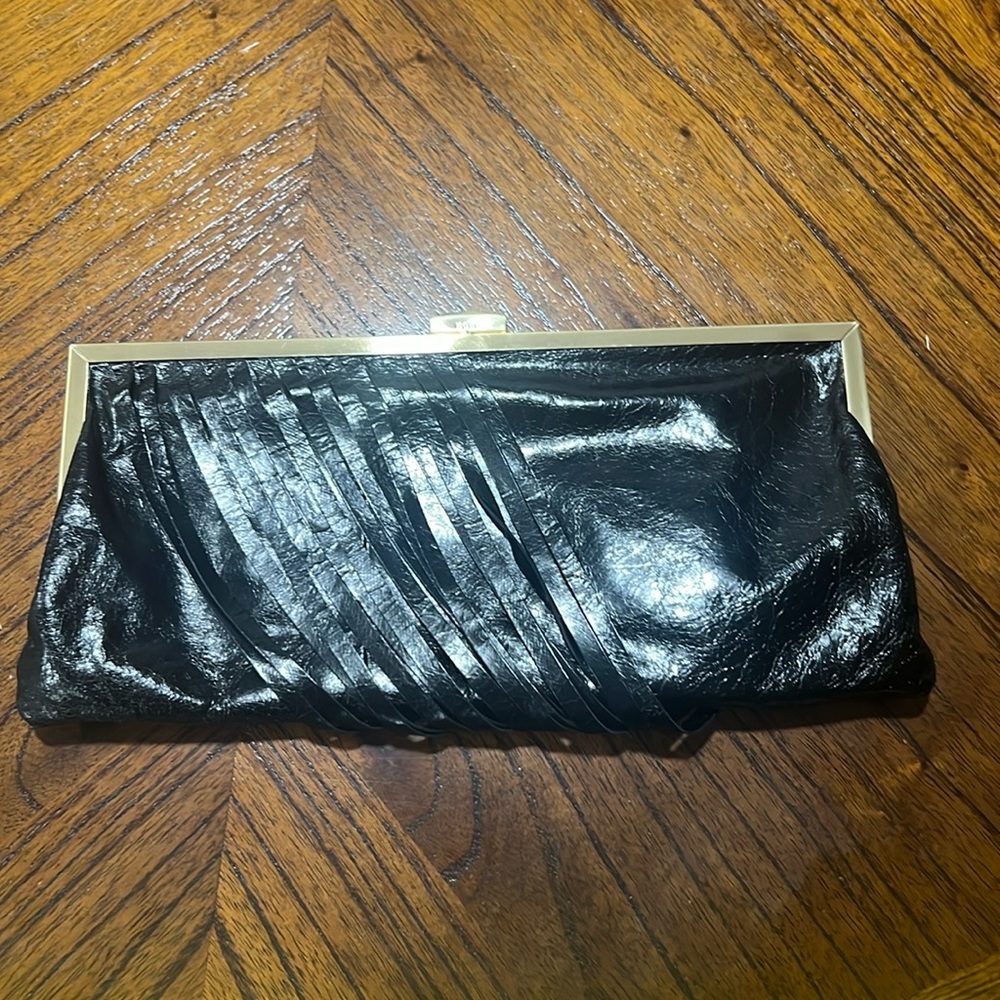 HOBO leather clutch like new
